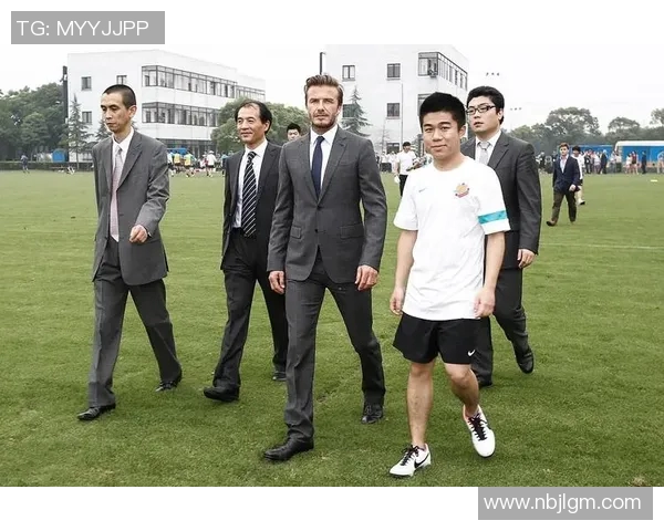 当演员遇上足球明星的奇妙瞬间与背后的故事 当演员遇上足球明星的奇妙瞬间与背后的故事