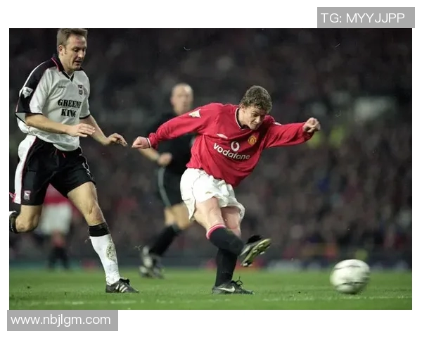 足球明星加内儿的传奇之路与球场背后的故事揭秘