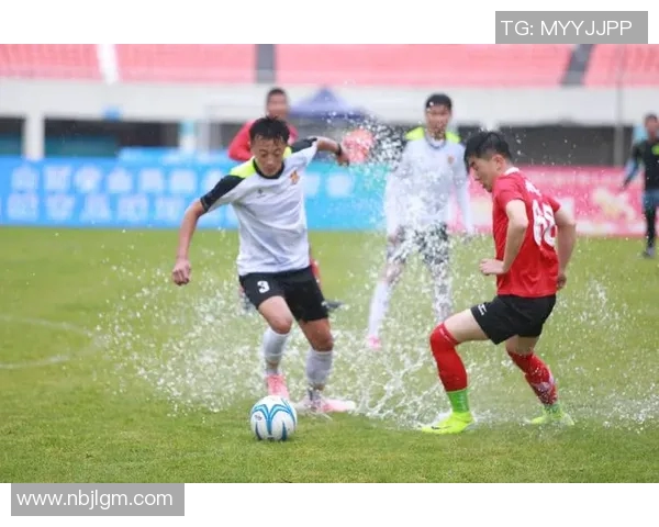 中国足球明星吐舌瞬间引发热议球迷热情高涨展现独特个性与风采 中国足球明星吐舌瞬间引发热议球迷热情高涨展现独特个性与风采